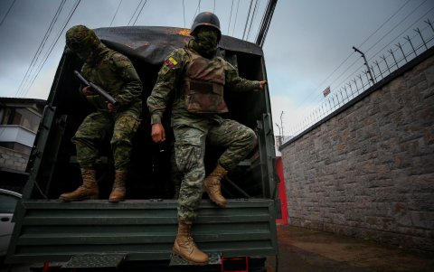 Los operativos por el estado de excepción iniciaron en algunas ciudades del país.