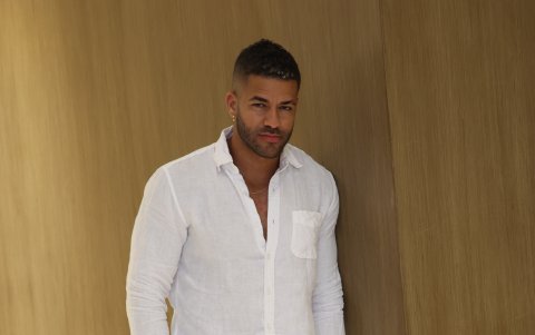 Aunque el primer país donde migró y trabajó fue Italia, manifiesta que su experiencia laboral no fue buena.