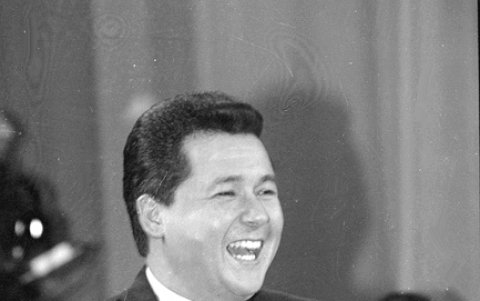 El sacerdote fue muy popular en la televisión ecuatoriana.