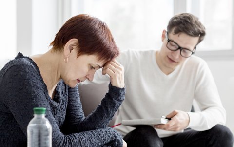 “nos damos cuenta de que hay cosas en nuestra vida que no están funcionando bien y que el ‘ponerle ganas’ o ‘mirar el lado positivo’ no es suficiente