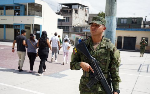 La presencia de un número importante de militares marcó la jornada.