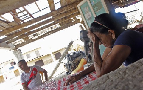 2. Personas. Los comuneros de Campo Alegre muestran que la situación no es de felicidad. Se lamentan cuando relatan el estado en el que viven.