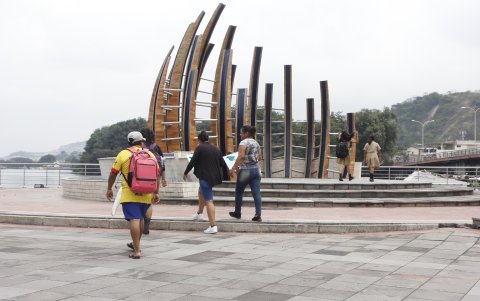 Delincuencia. La Plaza de la Música sirve más como un cruce para moradores.