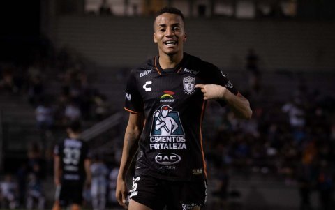 Byron Castillo ingresó en el segundo tiempo y se llevó los 3 puntos.