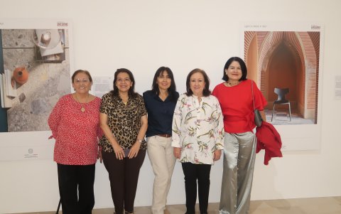 Susana Ambrosini, Lola Márquez, Betsy Laborde, Sara Bermeo y Lourdes Delgado.