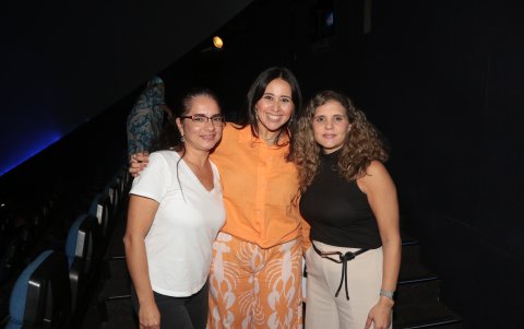 Lissette Espinoza, Karen Rosero y María Grazia Arosemena.