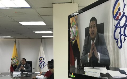 Alembert Vera, presidente del CPCCS, se mostró abierto a dar paso a la veeduría ciudadana.