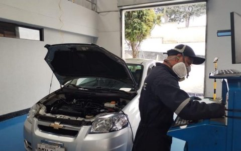 El pago de multas e infracciones es uno de los requisitos para la revisión técnica vehicular.