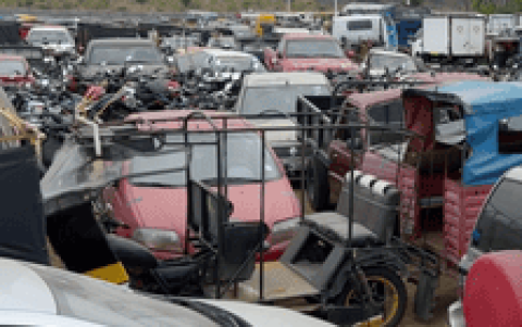 La mayor parte de vehículos retenidos y que entrarían en abandono son motocicletas.