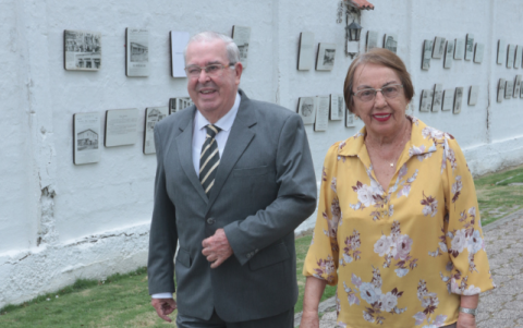Rodolfo Pérez y Nuria de Pérez.