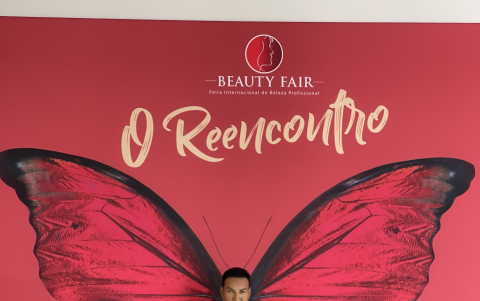 Julio Rangel es uno de los maquilladores más reconocidos de Guayaquil.