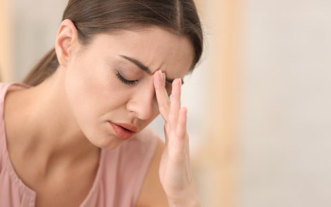 El estrés es la reacción orgánica ante el peligro, mientras que la ansiedad es la reacción al estrés.