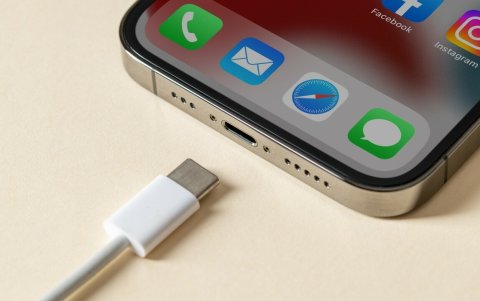 El iPhone 15 será el primero de la marca en utilizar USB-C