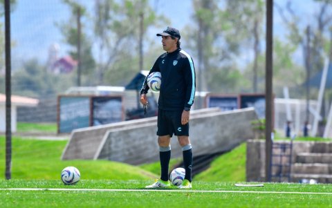 Guillermo Almada entrenador del Pachuca.
