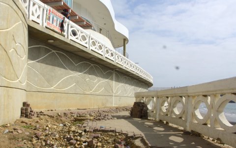 Tanto a los locales como turistas les preocupa la situación ante la proximidad del fenómeno El Niño.