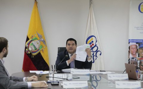 Según el presidente del CPCCS, Alembert Vera, la entidad no ha actuado en contra de nadie.