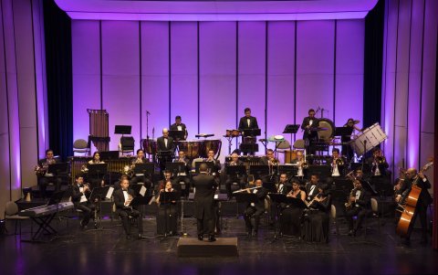 La Banda Sinfónica Metropolitana contó con la dirección del maestro Benito Tayupanda.