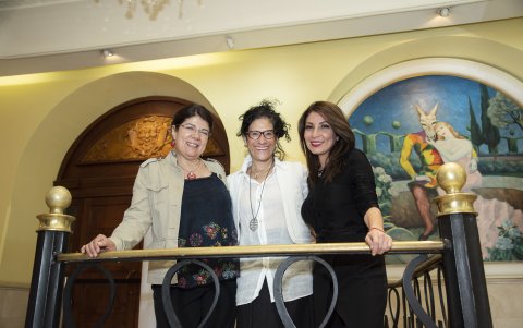 Julia Ortega, Jossy Cáceres y Kharen Galarza.