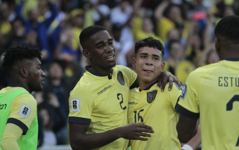 Kendry Páez (16) fue clave en la victoria que Ecuador logró frente a Uruguay.