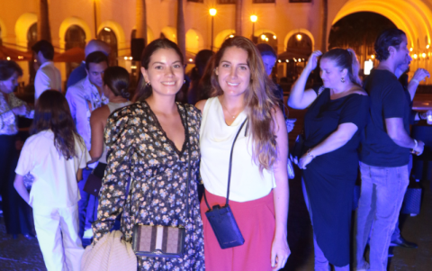 Belén Ortiz y Valentina Abedrabbo.