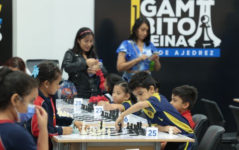 Actividades. ‘Gambito de reina’ es el primer torneo de ajedrez de la FIL.