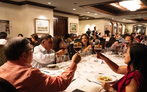 En el Bankers Club durante la cena a cargo del chef Roberto Ruiz.