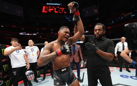 Michael Morales mantiene el invicto en la UFC