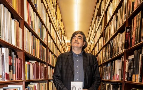 Jaime Bayly y su libro Los genios.