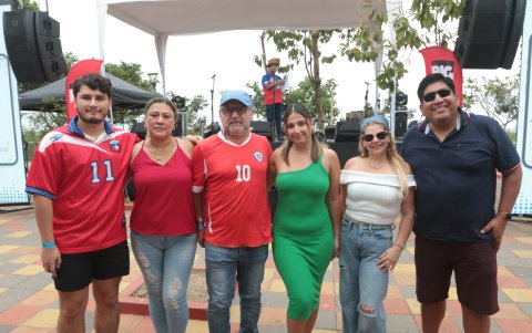 José Manuel García-Rey, Roxana de García-Rey, el cónsul Manuel García-Rey, Antonia García-Rey, Laura de Mateo y Juan Mateo.