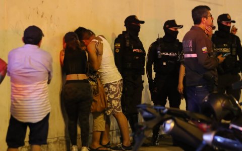 Familiares y conocidos de las víctimas lamentaron lo ocurrido.