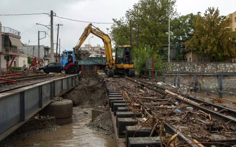 El temporal está azotando también las regiones de Trikala y Larisa en Grecia central,
