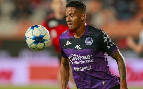 Jefferson Intriago, mediocampista del Mazatlán.