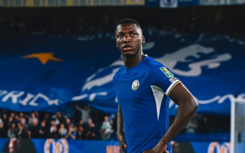 Chelsea, equipo donde milita Moisés Caicedo, visita a Tottenham en el derbi londinense.