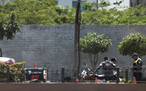 Personal de entidad municipal en un operativo de seguridad, en Samborondón.