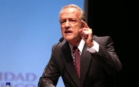 Fotografía cedida por la Agencia Andina del primer vicepresidente del Congreso de Perú, Nano Guerra