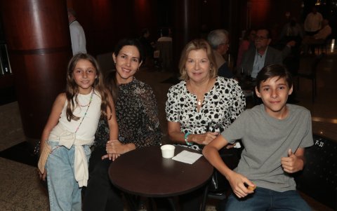Cristina Maspons, Cristina Orrantia, Marianella Ceballos y Alberto Maspons.
