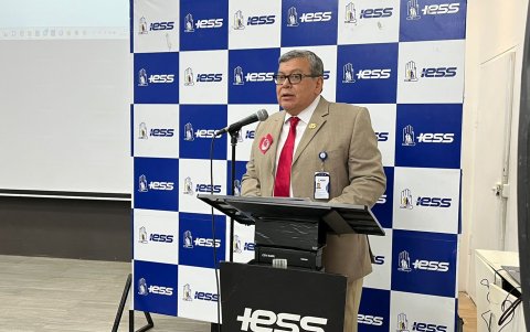 Roque Villacís Merizalde es el nuevo gerente general del Hospital Teodoro Maldonado Carbo, del IESS, desde el lunes 25 de septiembre.