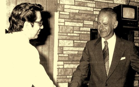 Jaime Roldós y Sixto Durán Ballén debatieron en 1979, previo a las elecciones de segunda vuelta.