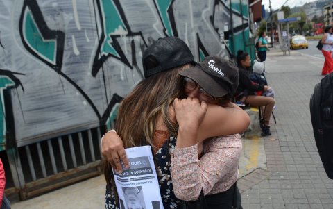 Familiares y amigos de Sebastián recorrieron la zona en busca de pistas, pero no tuvieron suerte.