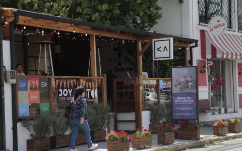 Variedad. Marcas reconocidas ya están en la localidad.