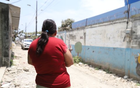 Afectación. Una banda criminal quiere los patios de esta escuela para planificar sus fechorías. La información, confirmada por una fuente policial, tiene aterrada a la comunidad estudiantil.