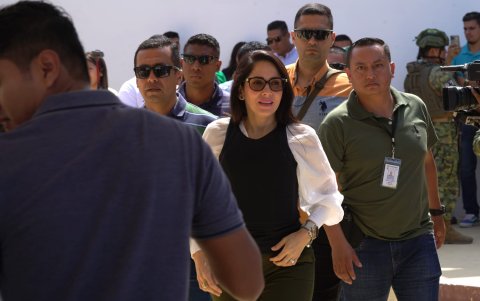 La candidata Luisa González realizó varias actividades en Guayaquil a puerta cerrada.