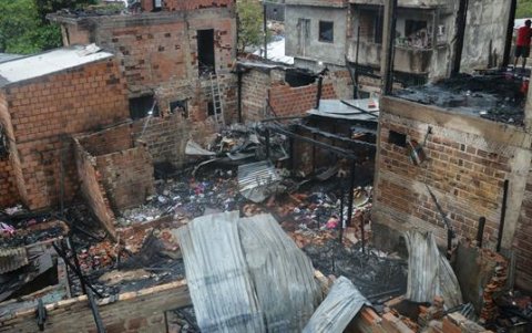 El barrio La Chacarita este 7 de octubre de 2023, tras un incendio, en Asunción (Paraguay).
