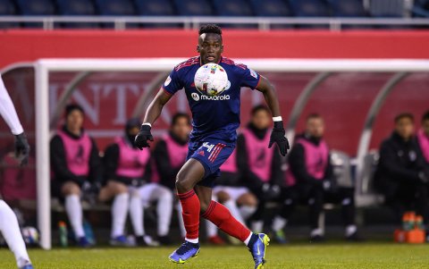 Espinoza ingresó en la etapa de complemento.