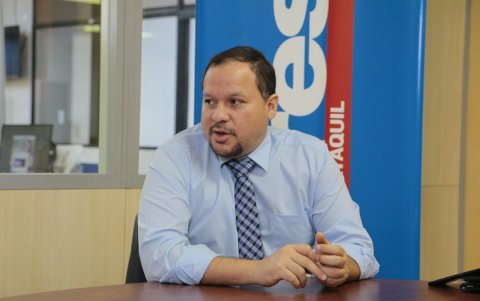 PRESIDENTE DE LA FEDERACIÓN MÉDICA ECUATORIANA |
DR. ERNESTO CARRASCO - FEC. MÉD. ECUAT. cyr REDACTOR/A: CRISTINA BAZÁN 29/01/2020 CARLOS YAGUAL RODRÍGUEZ Agencia (ag-expreso)