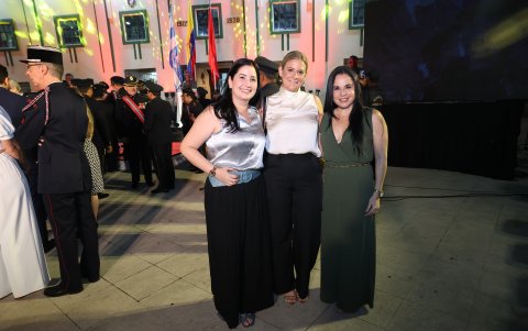 Mariela Aguirre, Ana María Macías y María Belén Salcedo.