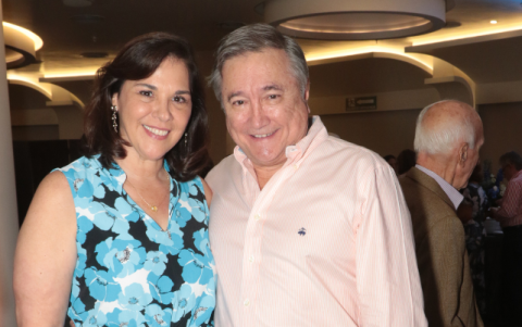 Laura Noboa de González y Gustavo González.