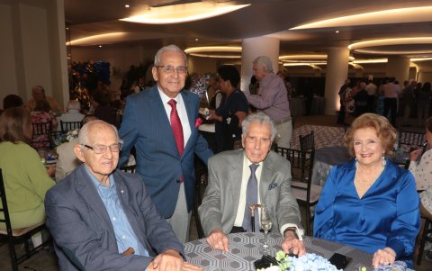 Juan Carlos Faidutti, Nicolás Ulloa, Teodoro Maldonado e Ingrid Ruperti de Ycaza.