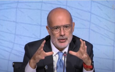 Rodrigo Valdés director del Departamento del Hemisferio Occidental del FMI, en rueda de prensa.