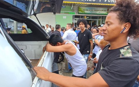 Amigos, familiares y compañeros de trabajo acompañaron a 